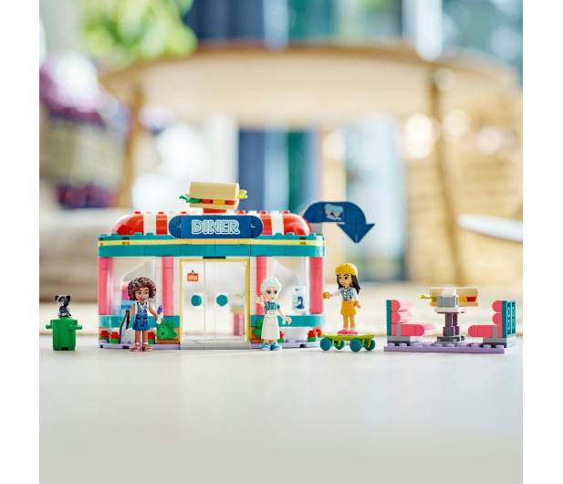 LEGO Friends 41728 Bar w śródmieściu Heartlake - 1090579 - zdjęcie 6
